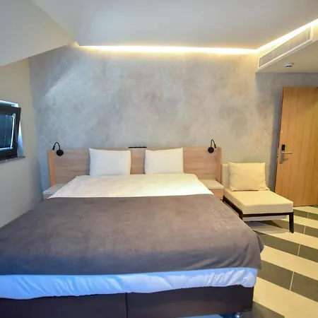 Casa Luxury Ξενοδοχείο 3*